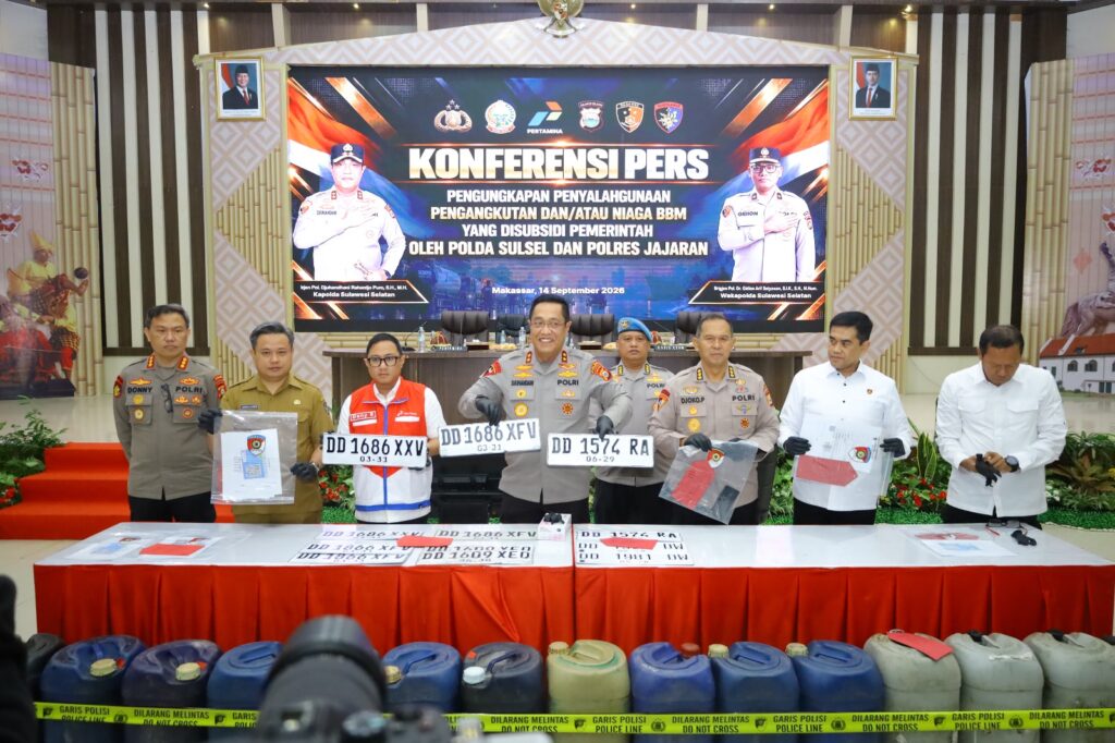 Polda Sulsel Gelar Konferensi Pers Penegakan Hukum Penyalahgunaan BBM Bersubsidi