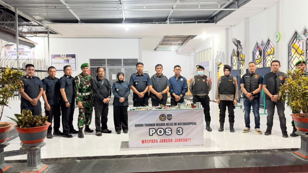 Rutan Watansoppeng Gelar Razia Gabungan Bersama TNI dan Polri untuk Deteksi Dini Gangguan Kamtib